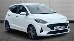 White Used 2024 Hyundai i10 Premium Hatchback | £15,495 (Fair price)