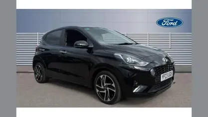 Used Hyundai i10 Premium 67 HP (49 kW) 2023 Black Hatchback