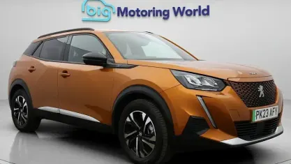Used Peugeot e-2008 Allure+ 100 kW (136 HP) 2023 Orange SUV