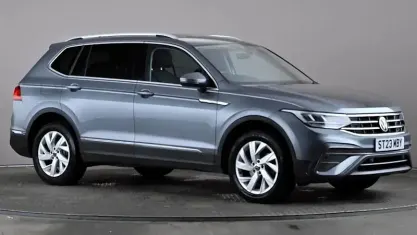 Used VW Tiguan Allspace Life 150 HP (110 kW) 2023 Grey SUV