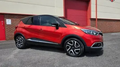 Second-hand Renault Captur Signature 90 CP (66 kW) 2016 SUV