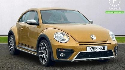 Używany VW Beetle Dune 105 KM (77 kW) 2017 Żółty Hatchback
