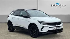 White Used 2022 Vauxhall Grandland X SRi SUV | £16,000 (Fair price)
