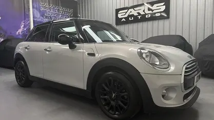 Used Mini Cooper D Hatch 116 HP (85 kW) 2017 Hatchback