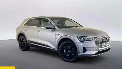 Usado Audi e-tron Design 230 kW (313 HP) 2022 SUV