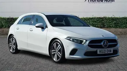 Used Mercedes A180 Executive 136 HP (100 kW) 2021 White Hatchback