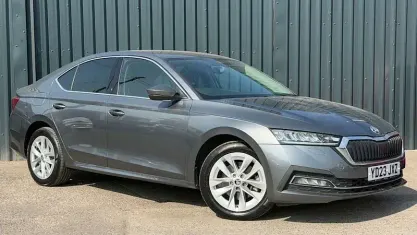 Used Skoda Octavia SE L 204 HP (150 kW) 2023 Grey Hatchback