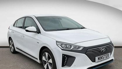 Begagnad Hyundai Ioniq Premium SE 141 HK (103 kW) 2019 Halvkombi