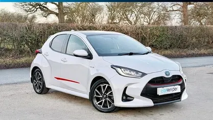 Used Toyota Yaris Hybrid Design 116 HP (85 kW) 2026 Hatchback