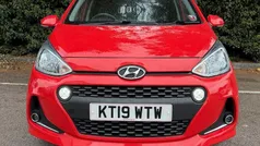 Red Used 2019 Hyundai i10 Premium SE Hatchback | £10,495 (Fair price)