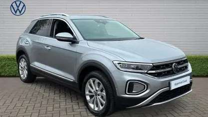 Used VW T-Roc Style 150 HP (110 kW) 2025 Silver SUV