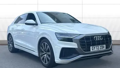 Used Audi Q8 S-Line 286 HP (210 kW) 2022 White SUV