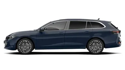 Used VW Passat R-line 150 HP (110 kW) 2022 Blue Estate