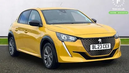 Used Peugeot e-208 Allure+ 100 kW (136 HP) 2023 Hatchback