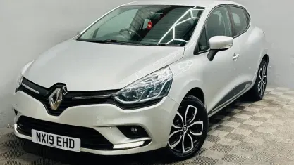 Used Renault Clio Play 90 HP (66 kW) 2019 Hatchback