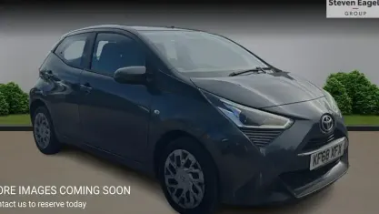 Gebraucht Toyota Aygo X-play 72 PS (52 kW) 2020 Kleinwagen