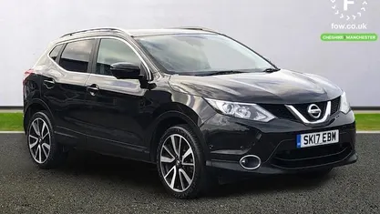 Used Nissan Qashqai Tekna 116 HP (85 kW) 2017 Black SUV