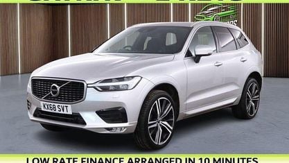 Używany Volvo XC60 R-Design Pro 250 KM (183 kW) 2018 Srebrny SUV