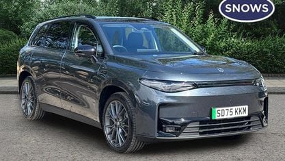 Neu Leapmotor C10 160 kW (218 PS) 2025 Grau SUV