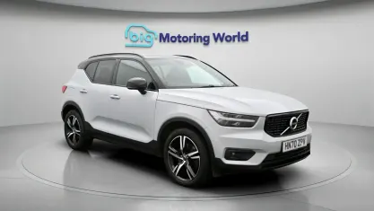 Used Volvo XC40 R-Design 262 HP (192 kW) 2020 Silver SUV