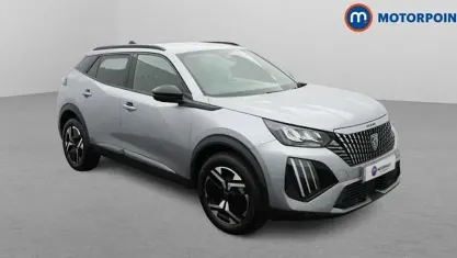 Usado Peugeot 2008 Allure 131 CV (96 kW) 2024 Gris SUV