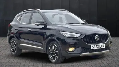 Used MG ZS Exclusive 111 HP (81 kW) 2023 Sedan