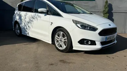 Used Ford S-MAX Sport 179 HP (131 kW) 2016 White MPV