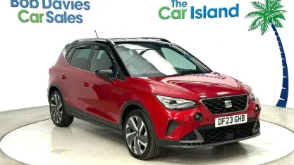 Usado Seat Arona FR Sport 110 HP (80 kW) 2023 Vermelho SUV