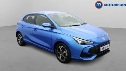 Begagnad MG MG3 Trophy 194 HK (142 kW) 2025 Blå Halvkombi