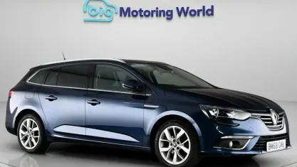 Used Renault Mégane GrandTour Iconic 140 HP (102 kW) 2019 Blue Estate