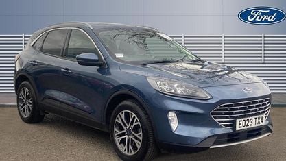Usado Ford Kuga Titanium 150 CV (110 kW) 2023 Azul SUV