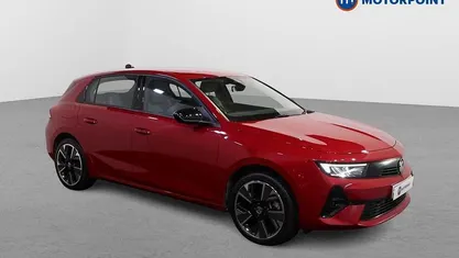 Used Vauxhall Astra Design Edition 114 kW (156 HP) 2024 Red Hatchback