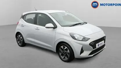 Used Hyundai i10 Advanced 63 HP (46 kW) 2024 Grey Hatchback