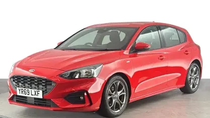 Usado Ford Focus ST-Line 150 HP (110 kW) 2019 Vermelho Citadino