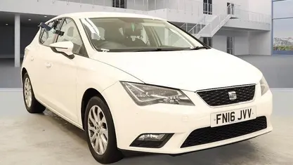 Used Seat Leon SE 110 HP (80 kW) 2016 White Hatchback
