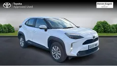 Used 2025 Toyota Yaris Hybrid Estate | £22,066 (Fair price)