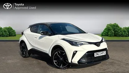 Used Toyota C-HR Sport 122 HP (89 kW) 2023 Pure white bitone SUV
