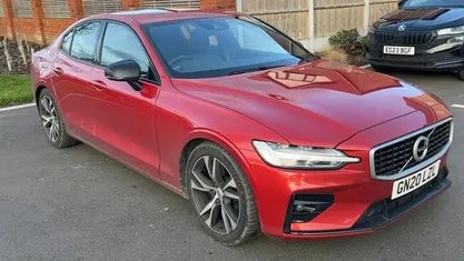 Used Volvo S60 R-Design 250 HP (183 kW) 2019 Sedan