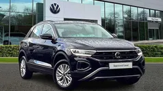 Deep black Used 2022 VW T-Roc Life SUV | £21,291 (Fair price)