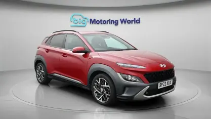 Used Hyundai Kona Premium 195 HP (143 kW) 2022 Red SUV