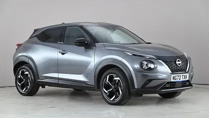 Używany Nissan Juke N-Connecta 143 KM (105 kW) 2023 Szary SUV