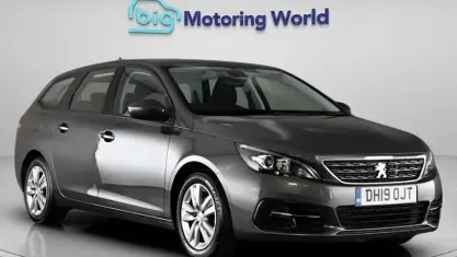 Second-hand Peugeot 308 SW Active 131 CP (96 kW) 2019 Break