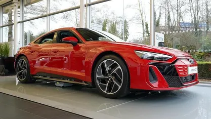 Used 2025 Audi e-tron GT quattro Sedan | £81,000 (Good price)