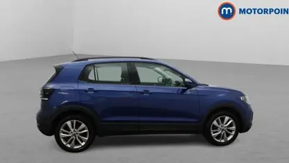 Used VW T-Cross SE 95 HP (69 kW) 2023 Blue SUV