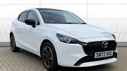 Używany Mazda 2 Homura-Aka 90 KM (66 kW) 2024 Hatchback