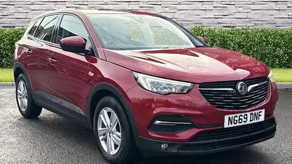Used 2019 Vauxhall Grandland X SUV | £6,700 (Fair price)