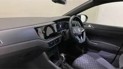 Used VW Taigo R-line 110 HP (80 kW) 2023 Black SUV