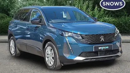Used Peugeot 5008 Active+ 131 HP (96 kW) 2023 Blue SUV