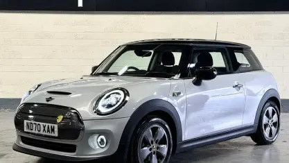 Used Mini Cooper Level 1 135 kW (184 HP) 2021 Silver Hatchback