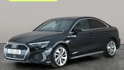 Begagnad Audi A3 S-Line 150 HK (110 kW) 2024 Sedan